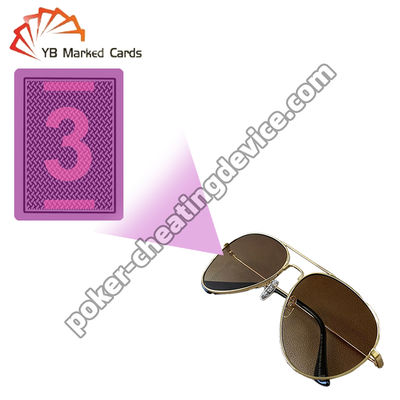 자외선 안경 을 사용 하여 숨겨진 흔적 을 발견 하라