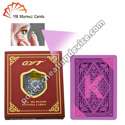 보이지 않는 적외선 빛의 잉크로 표시된 카드